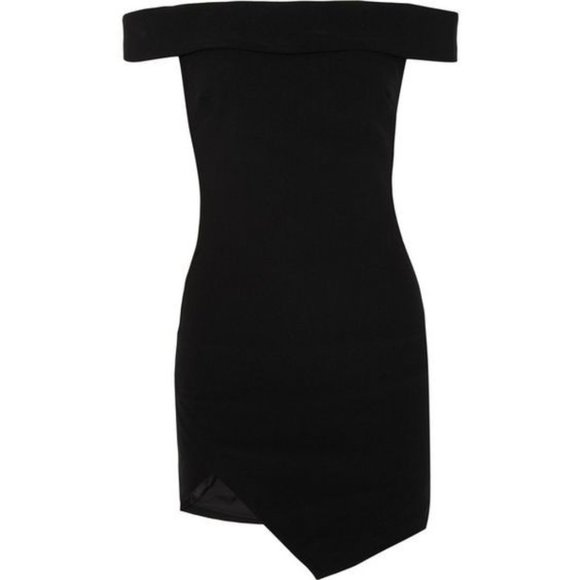 Elizabeth and James Dresses & Skirts - Elizabeth & James Martika off the sholder Little Black Dress Size: 10